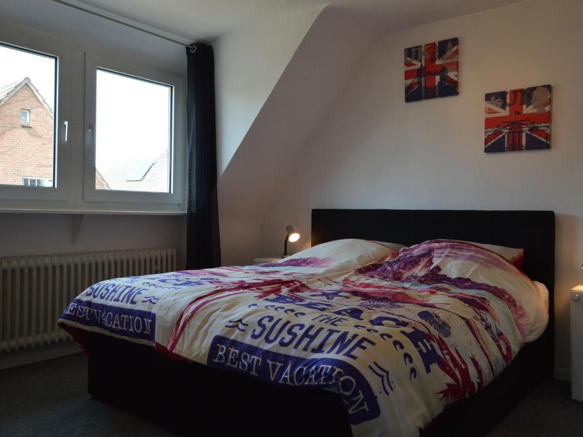 Cozy Apartment In Rees With Free Wifi Exteriör bild